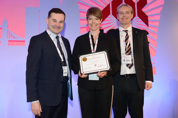 Kathrine Heiberg receiving the ICSC award